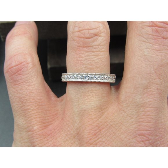 Size 7 Sterling Silver Cute Fancy Cubic Zirconia Gem Band Ring - Picture 1 of 7